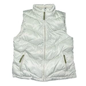 Vintage Old Navy white puffer vest with camo interior women’s size medium